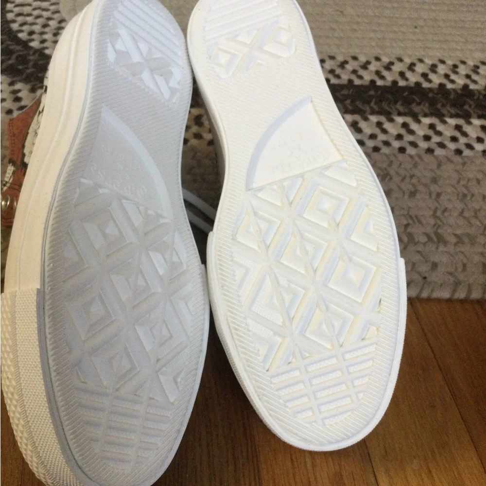 Converse leather CTAS lifts